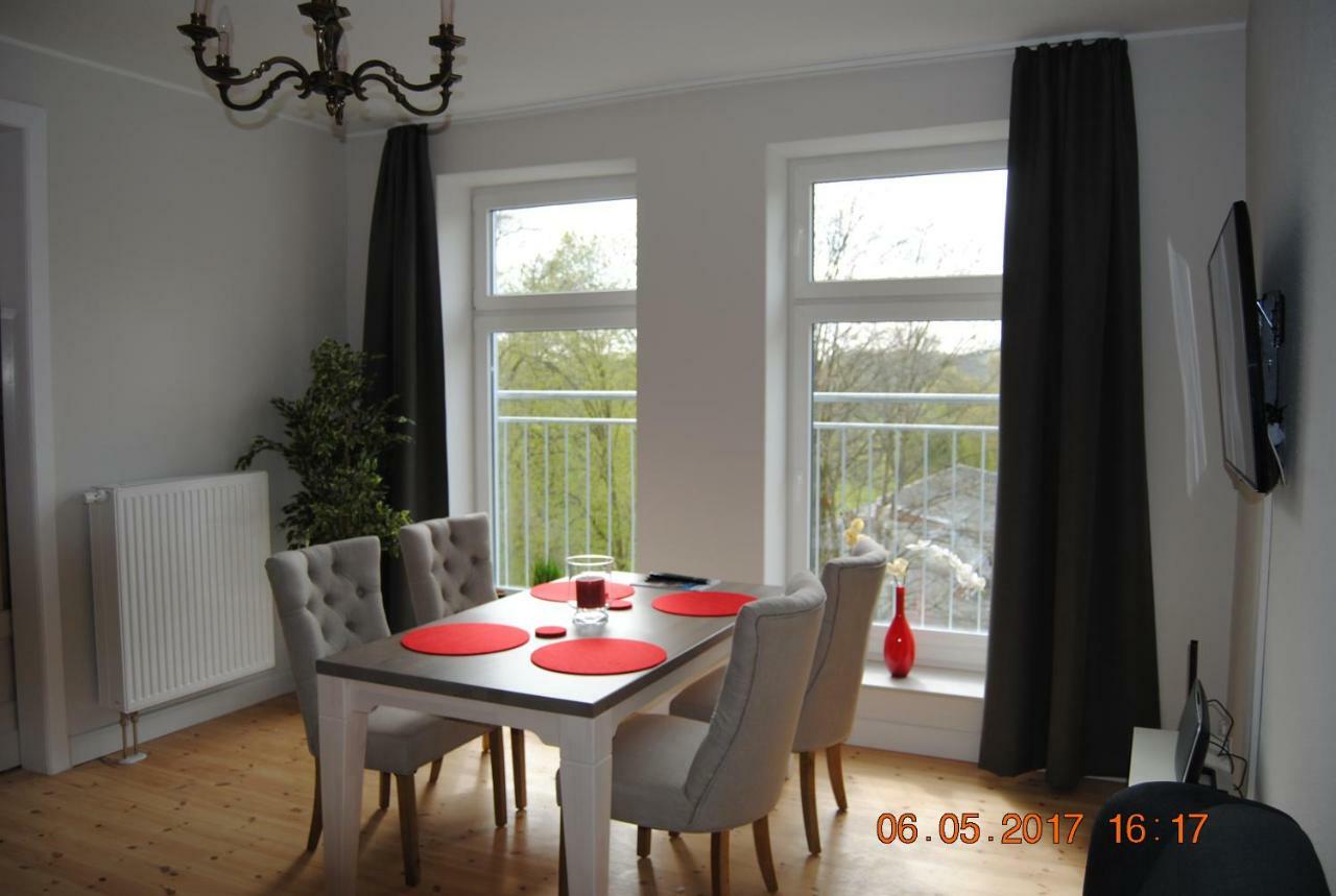 Ruhige Ferienwohnung In Der City Koenigswohnung Kiel Esterno foto