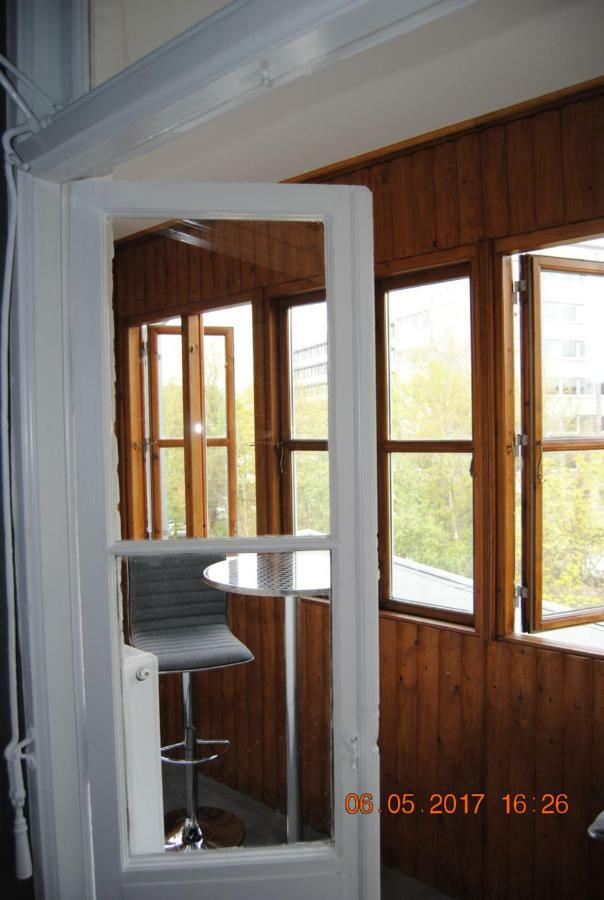 Ruhige Ferienwohnung In Der City Koenigswohnung Kiel Esterno foto